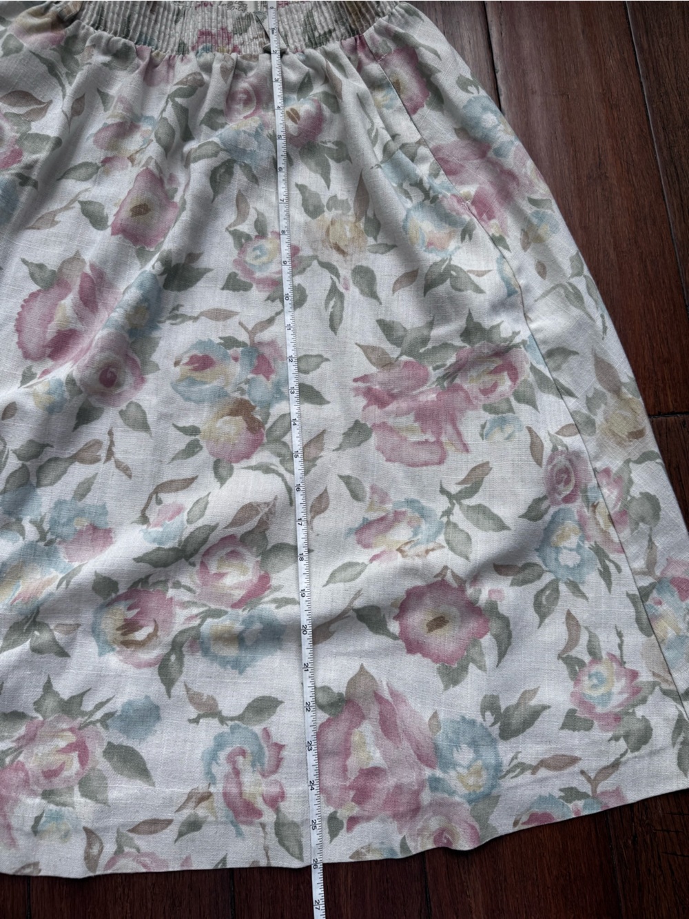Vintage Floral Midi Skirt in Cream with Pink & Green - Women's - Picture 5 of 7
